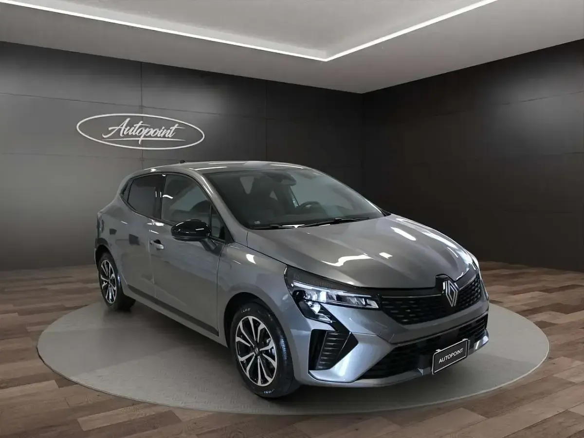 Nuova Renault Clio V Techno 101 CV (74 kW) 2025 Grigio Berlina