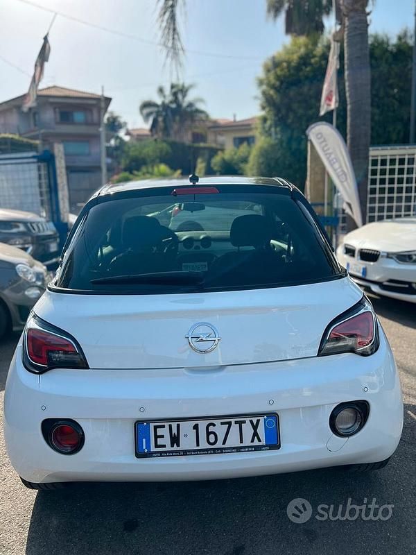 Usata Opel Adam Jam 70 CV (51 kW) 2014 Bianco Utilitaria