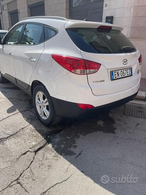 Usata Hyundai ix35 115 CV (84 kW) 2012 Bianco SUV