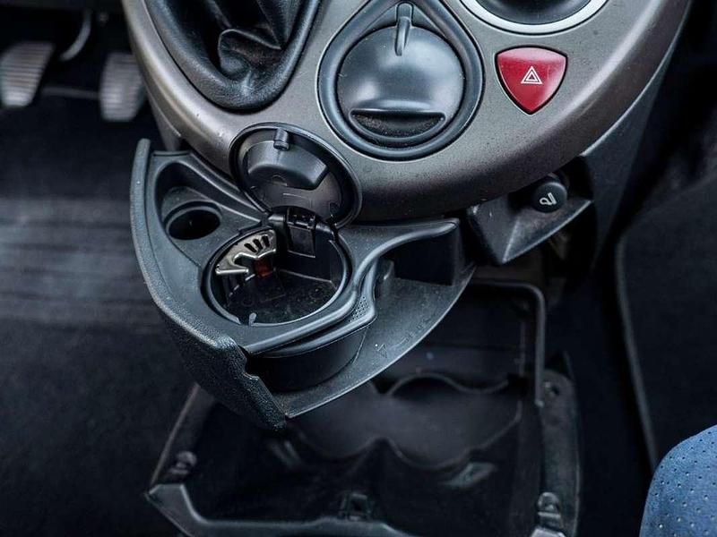 Usata Lancia Phedra 136 CV (100 kW) 2008 Argento Monovolume