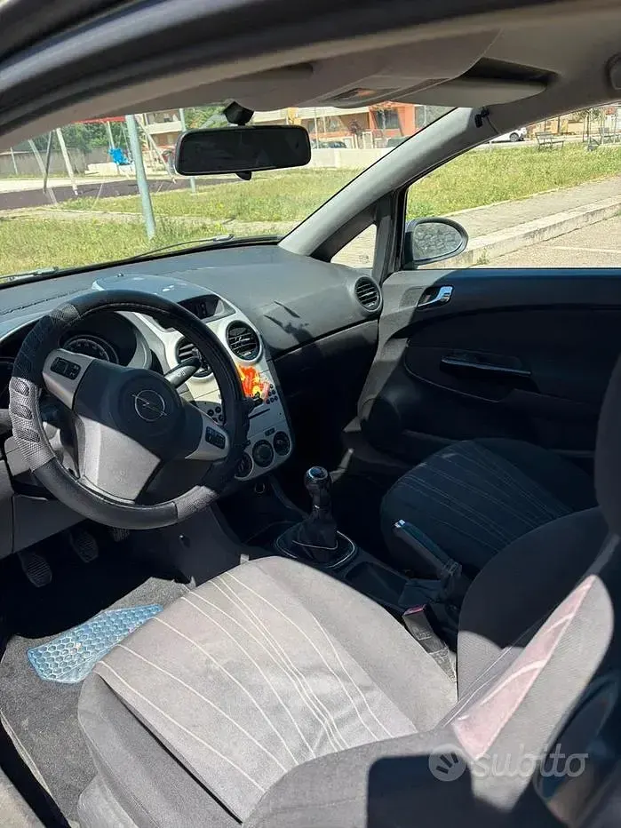 Usata Opel Corsa 80 CV (58 kW) 2008 Grigio Utilitaria