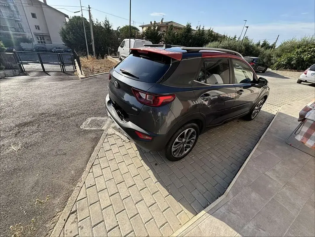 Usata Kia Stonic 110 CV (80 kW) 2019 SUV