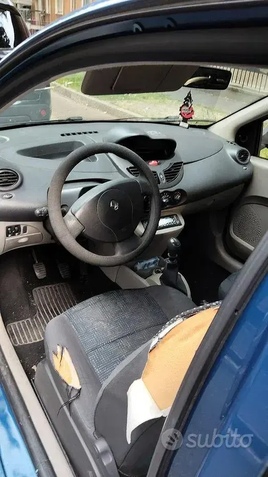 Usata Renault Twingo 58 CV (42 kW) 2009 Blu Utilitaria