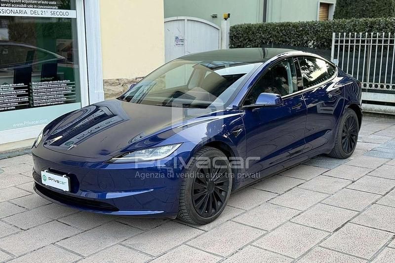Usata Tesla Model 3 RWD 208 kW (283 CV) 2023 Blu Berlina