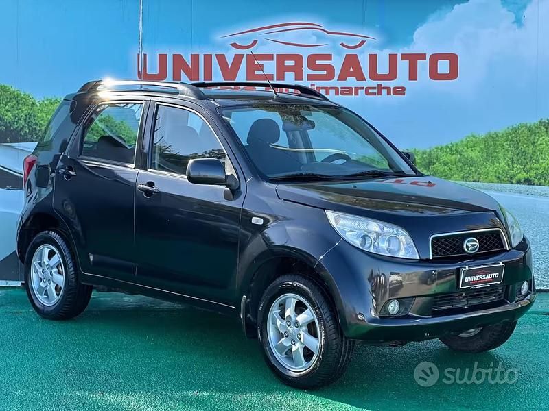 Usata Daihatsu Terios 105 CV (77 kW) 2006 Nero SUV