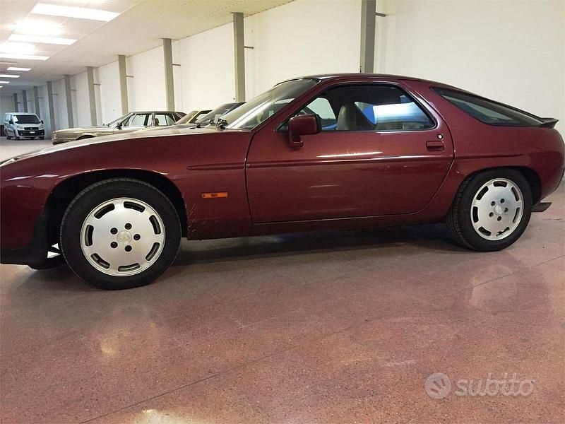 Usata Porsche 928 310 CV (228 kW) 1986 Rosso Coupé