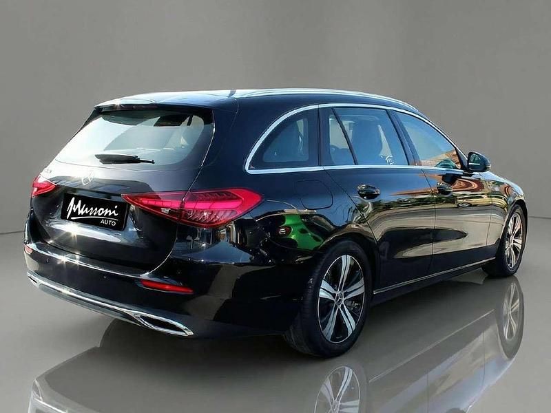 Usata Mercedes C220 Business 200 CV (147 kW) 2022 Nero met. Station wagon