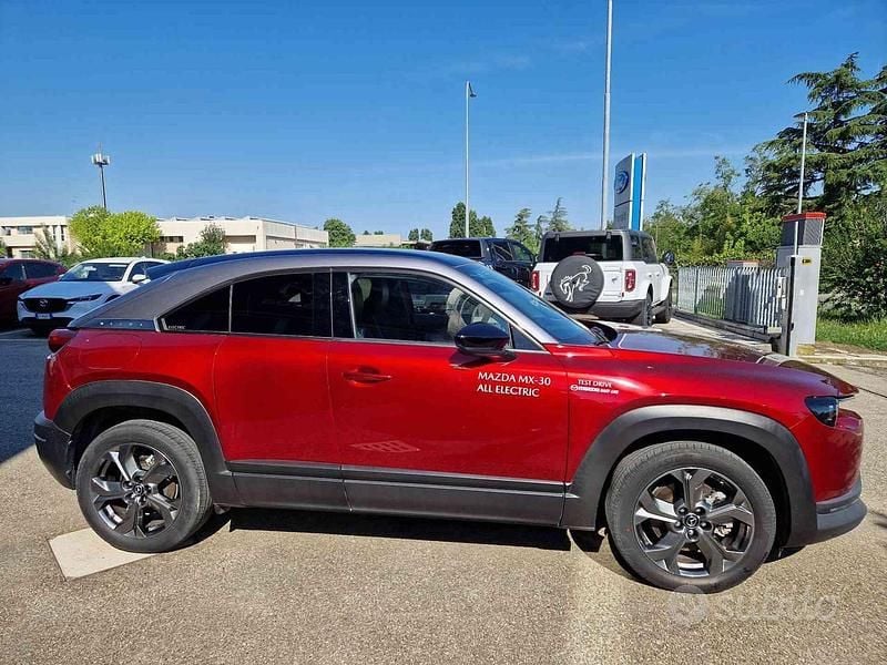 Usata Mazda MX30 Edition 80 kW (110 CV) 2020 Rosso SUV