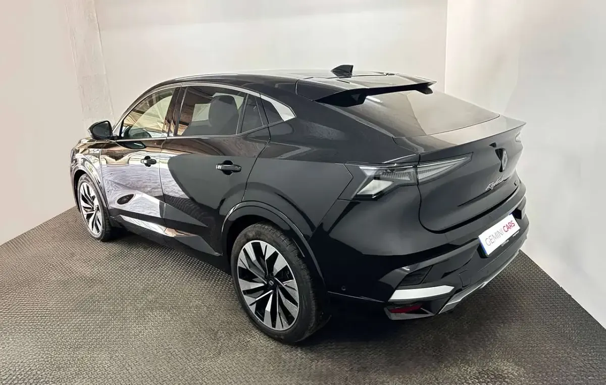 Nuova Renault Rafale Techno 131 CV (96 kW) 2025 Nero cinema SUV