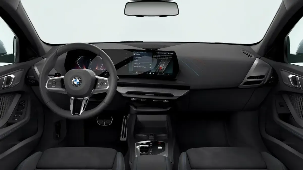 Nuova BMW 118 Performance 150 CV (110 kW) 2026 Grigio Utilitaria