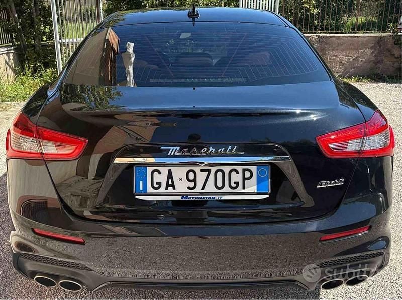 Usata Maserati Ghibli 250 CV (183 kW) 2020 Nero Berlina