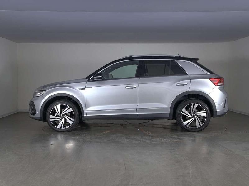 Usata VW T-Roc R-line 116 CV (85 kW) 2024 Pyrit silver metallizzato nero SUV