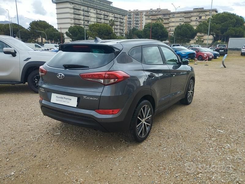Usata Hyundai Tucson GO! 116 CV (85 kW) 2018 Grigio SUV
