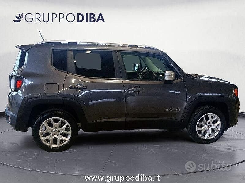Usata Jeep Renegade Limited 140 CV (102 kW) 2016 Grigio SUV