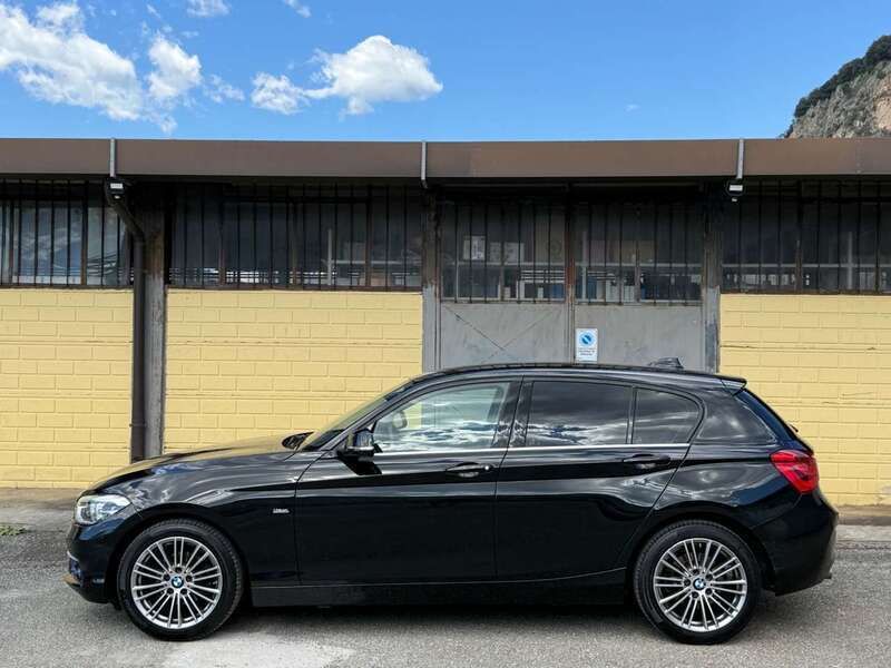 Usata BMW 118 Efficient Dynamics 150 CV (110 kW) 2017 Nero Utilitaria