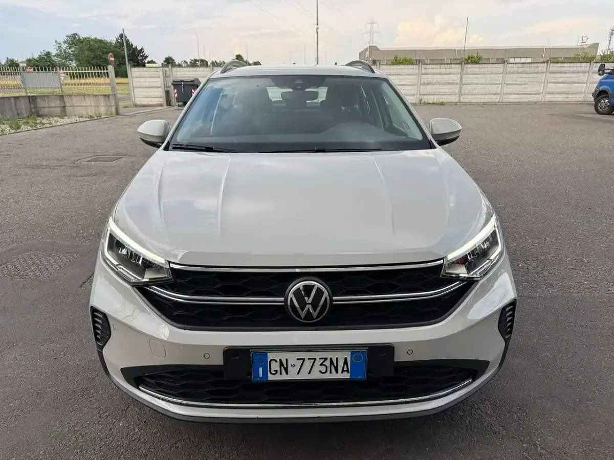 Usata VW Taigo Life 95 CV (69 kW) 2023 Beige SUV