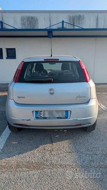 Usata Fiat Grande Punto 2009 Grigio Utilitaria