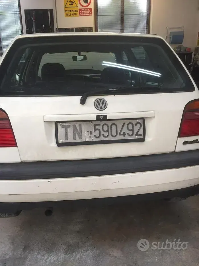 Usata VW Golf III 50 CV (36 kW) 1992 Bianco Utilitaria