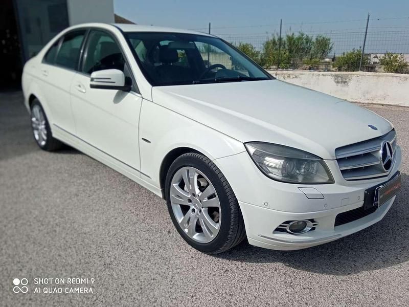 Usata Mercedes C220 Avantgarde 170 CV (125 kW) 2008 Bianco Berlina