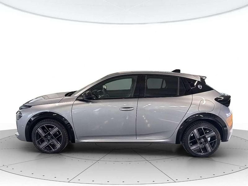 Usata Lancia Ypsilon 101 CV (74 kW) 2024 Grigio Utilitaria