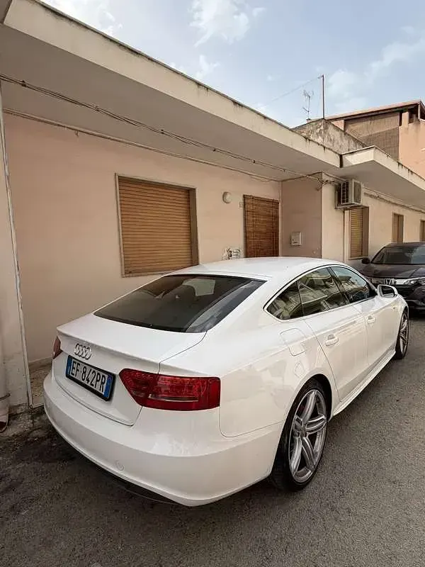 Usata Audi A5 Sportback Ambiente 170 CV (125 kW) 2010 Utilitaria
