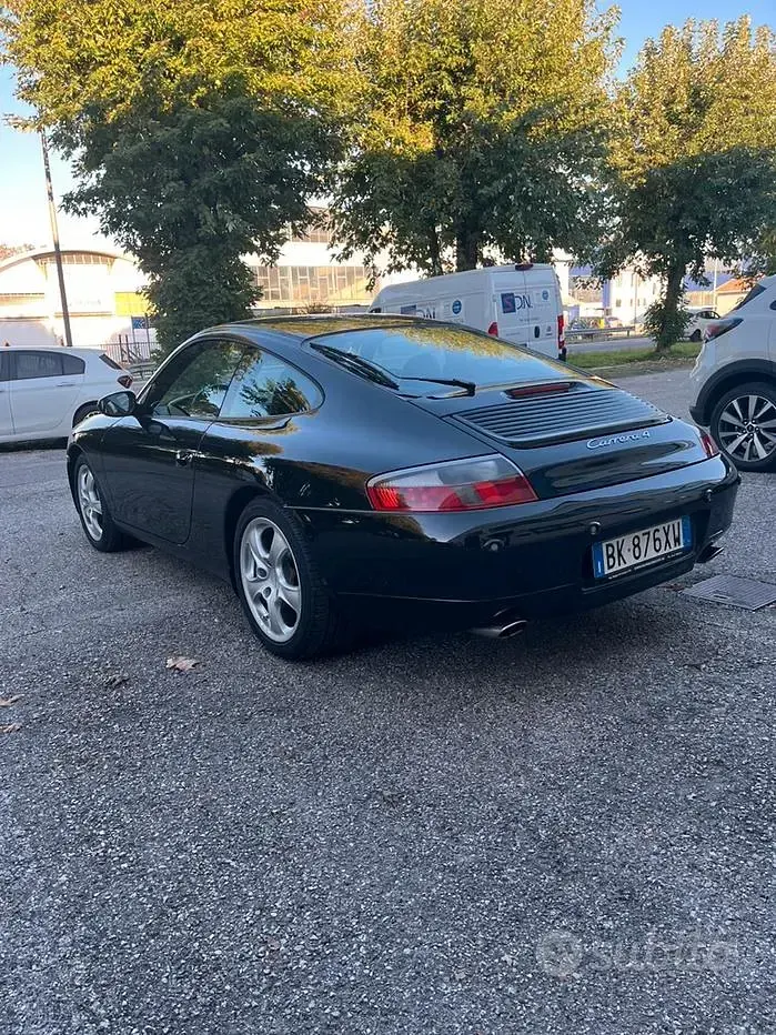 Usata Porsche 911 Carrera 4 300 CV (220 kW) 2000 Nero Coupé