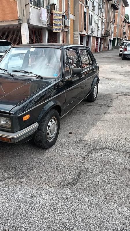 Usata VW Golf I 54 CV (39 kW) 1982 Nero Utilitaria