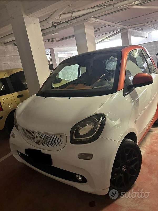 Usata Smart ForTwo Coupé 71 CV (52 kW) 2015 Utilitaria