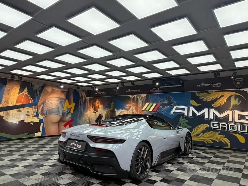 Usata Maserati MC20 630 CV (463 kW) 2024 Grigio Coupé