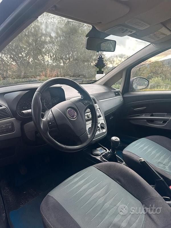 Usata Fiat Grande Punto 75 CV (55 kW) 2006 Blu Utilitaria