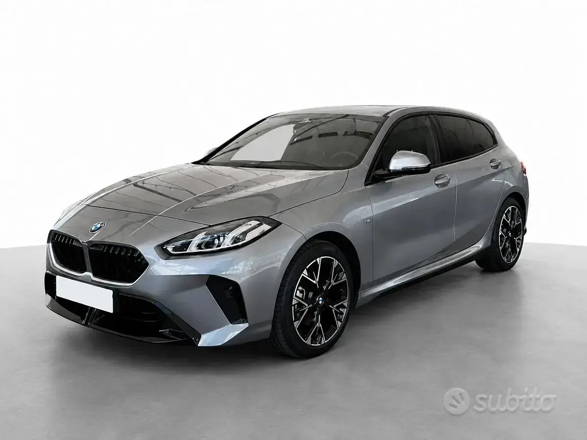 Usata BMW 118 M Sport 150 CV (110 kW) 2026 Grigio Utilitaria
