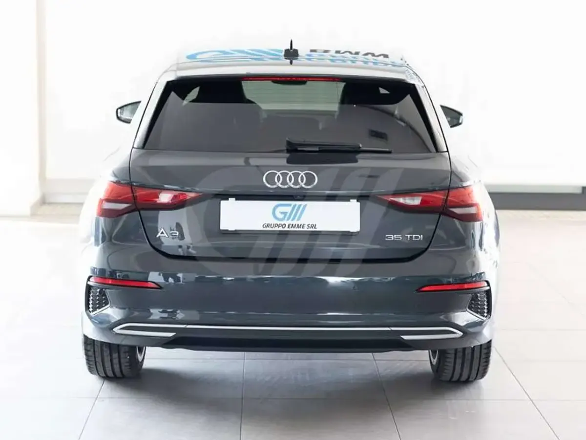 Usata Audi A3 Advanced 150 CV (110 kW) 2022 Grigio manhattan Berlina