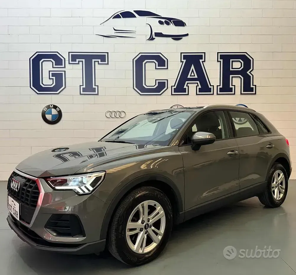 Usata Audi Q3 Ambiente 150 CV (110 kW) 2022 Grigio SUV