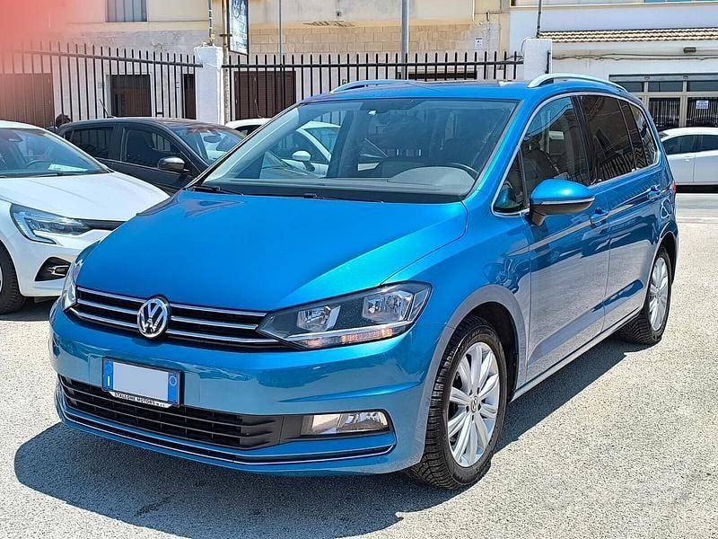 Usata VW Touran Business 150 CV (110 kW) 2016 Blu Monovolume