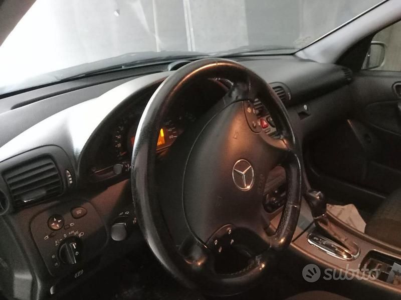 Usata Mercedes C220 Elegance 2001 Grigio Berlina