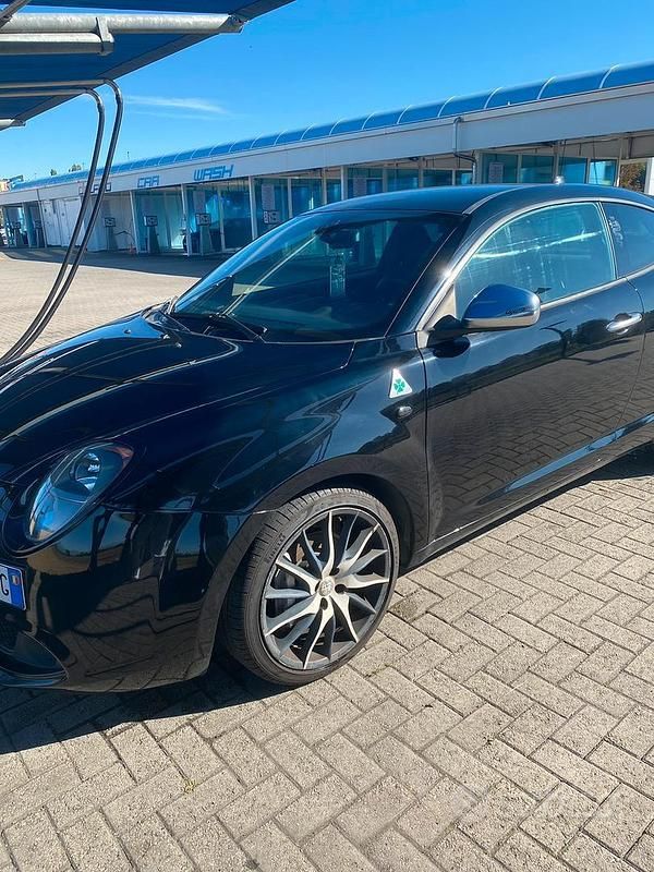 Usata Alfa Romeo MiTo Quadrifoglio 170 CV (125 kW) 2012 Nero Utilitaria