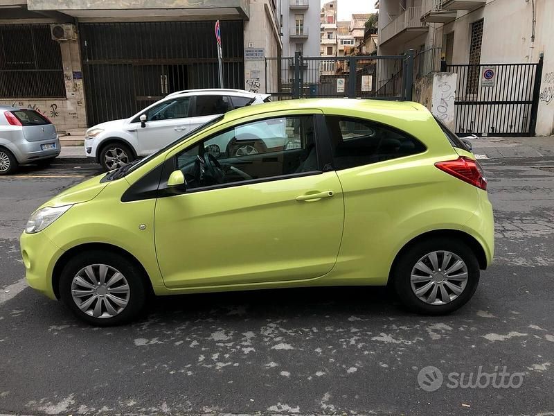 Usata Ford Ka Plus 75 CV (55 kW) 2012 Verde Utilitaria