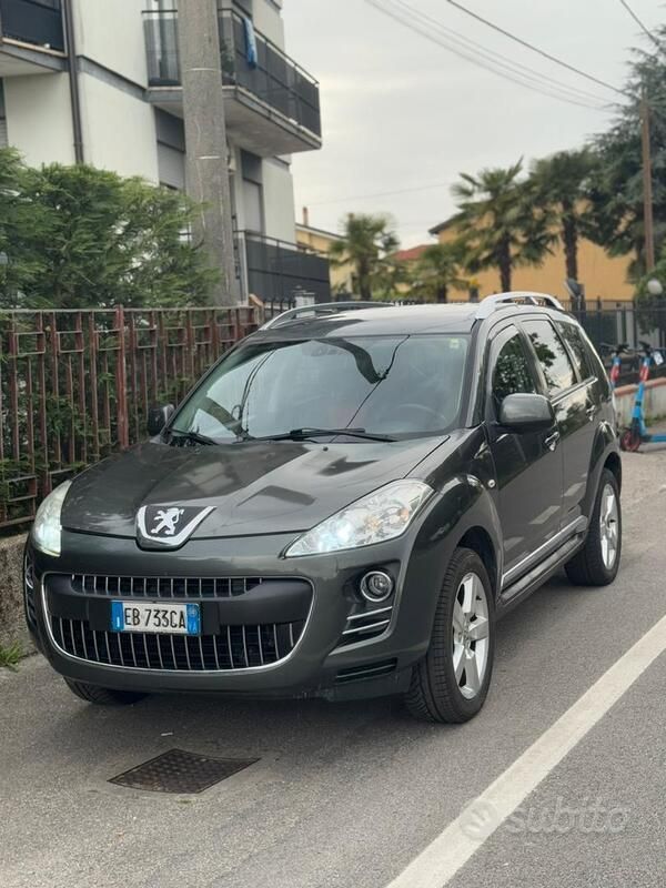 Usata Peugeot 4007 156 CV (114 kW) 2009 Verde SUV