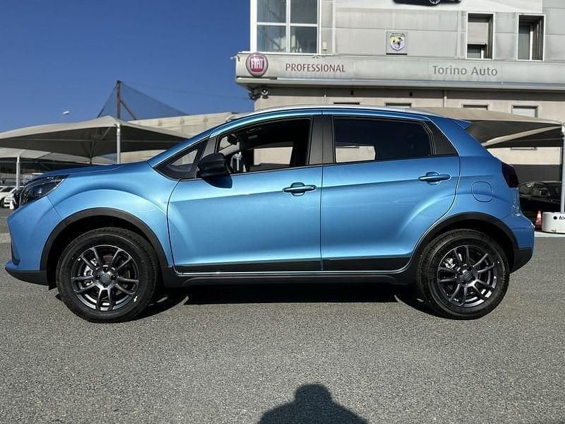 Usata EMC Wave 2 103 CV (75 kW) 2024 Blu SUV