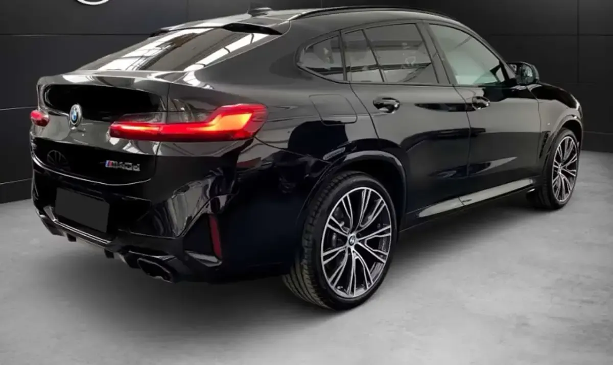 Usata BMW X4 340 CV (250 kW) 2025 Nero SUV