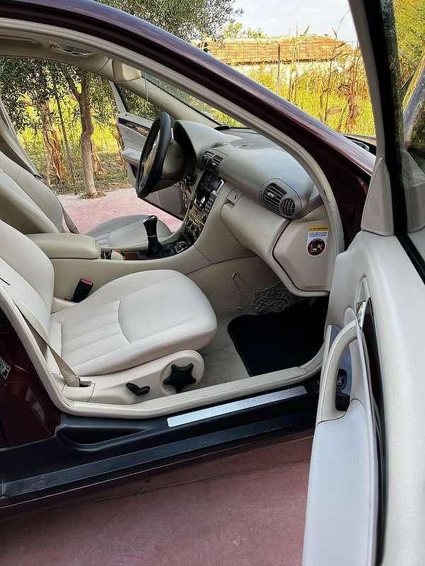 Usata Mercedes C220 Elegance 150 CV (110 kW) 2005 Station wagon