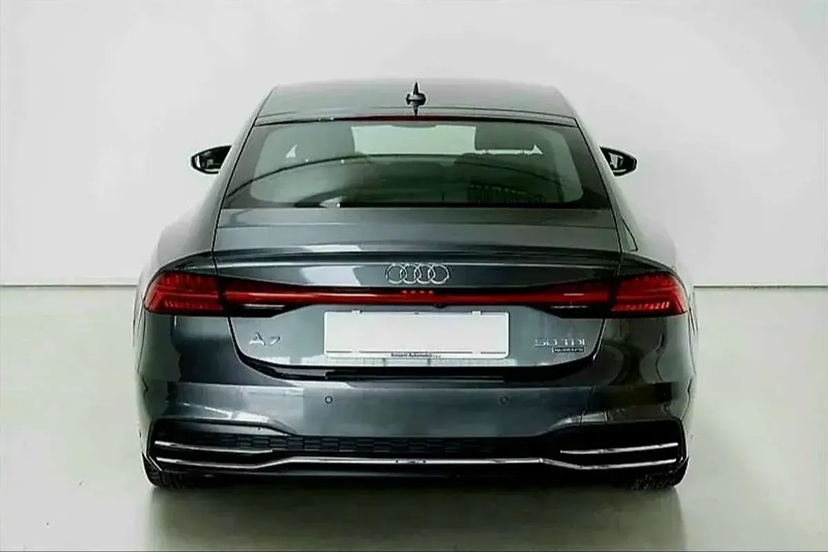 Usata Audi A7 Business Plus 286 CV (210 kW) 2018 Grigio Berlina