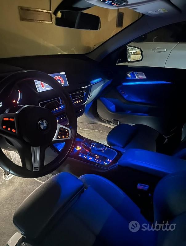 Usata BMW 118 Sport Line 140 CV (102 kW) 2019 Bianco Utilitaria