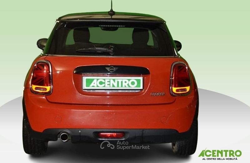 Usata Mini Cooper Hype 136 CV (100 kW) 2018 Arancione Utilitaria
