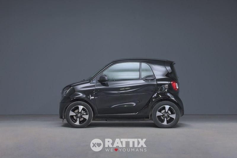 Usata Smart ForTwo Electric Drive Passion 60 kW (82 CV) 2022 Tridon black