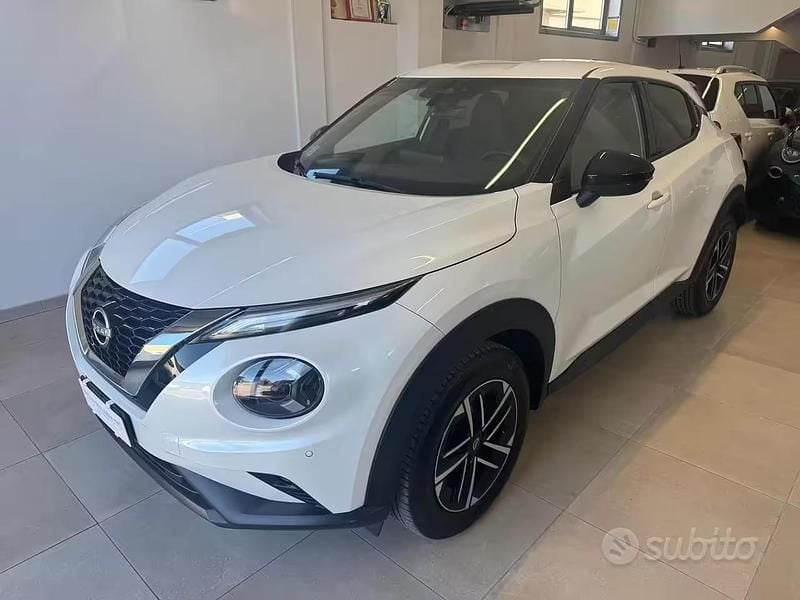 Usata Nissan Juke N-Connecta 114 CV (83 kW) 2025 Bianco SUV
