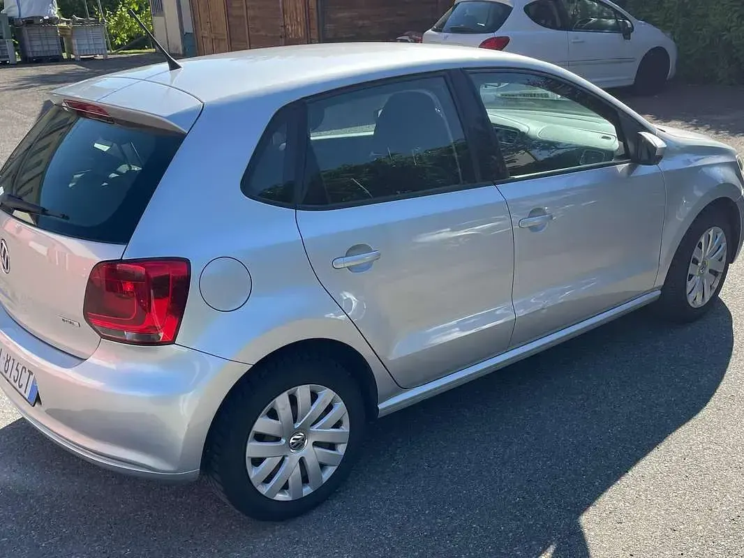 Usata VW Polo Comfortline 82 CV (60 kW) 2013 Argento Utilitaria