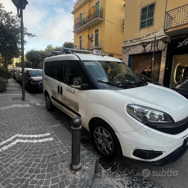 Usata Fiat Doblò 103 CV (75 kW) 2017 Bianco Monovolume