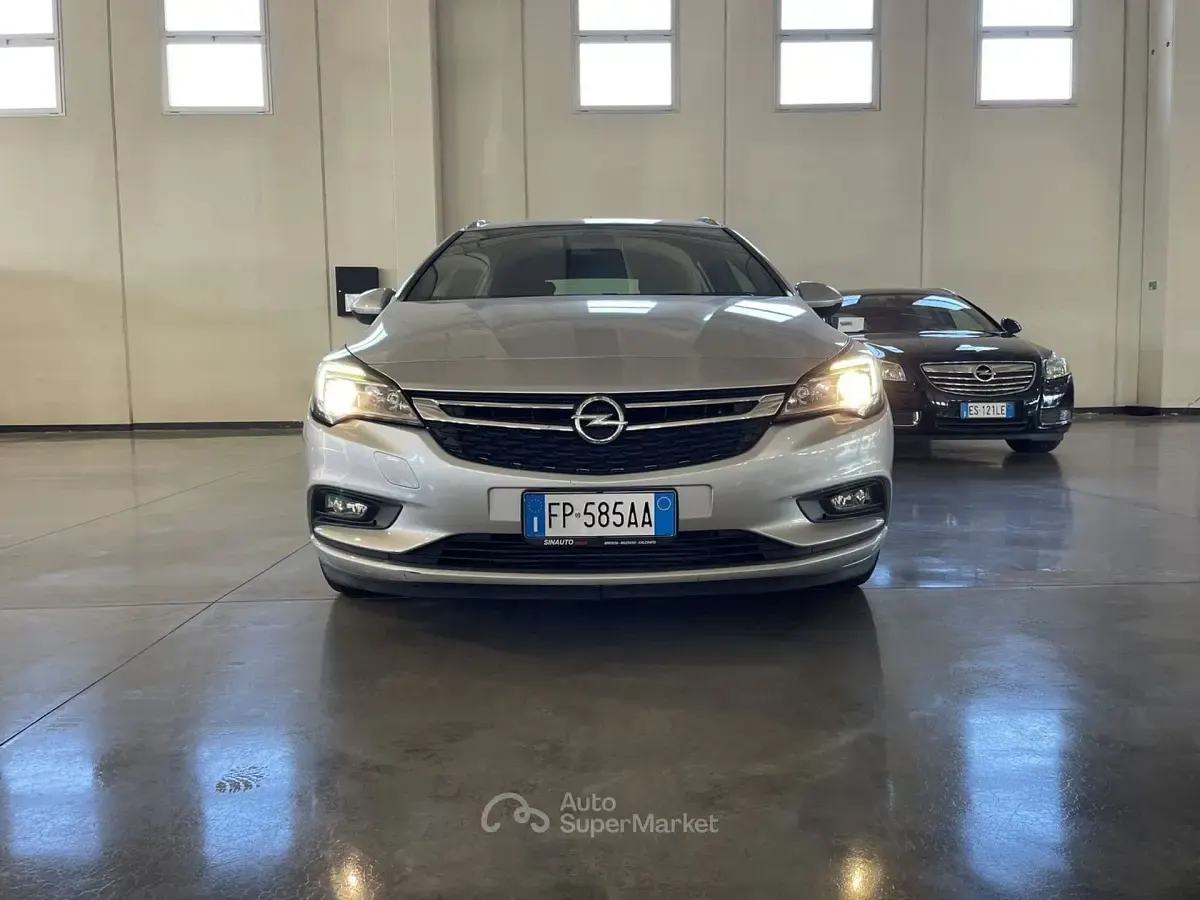 Usata Opel Astra Dynamic 110 CV (80 kW) 2018 Other Station wagon