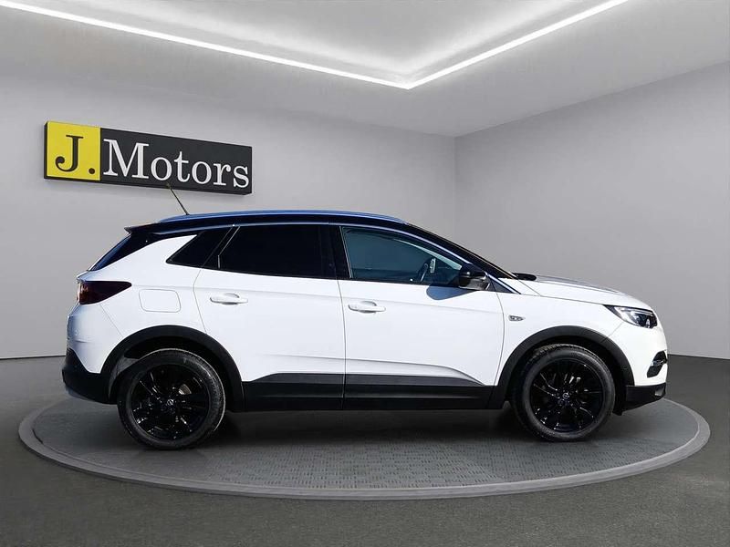 Usata Opel Grandland X Design Edition 131 CV (96 kW) 2021 Tetto nero SUV